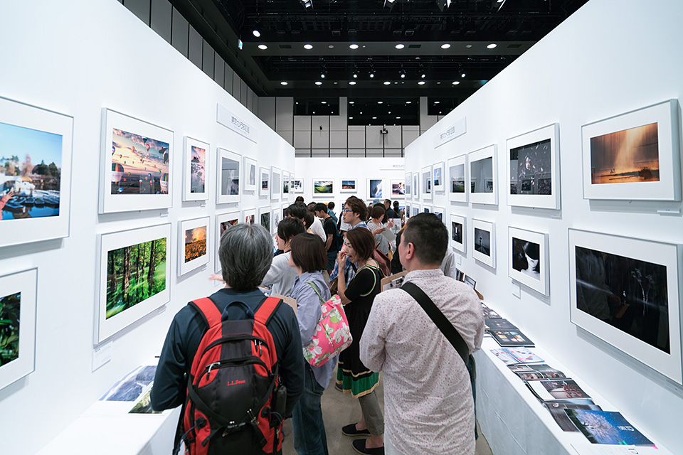 写真展の様子：東京カメラ部2017写真展